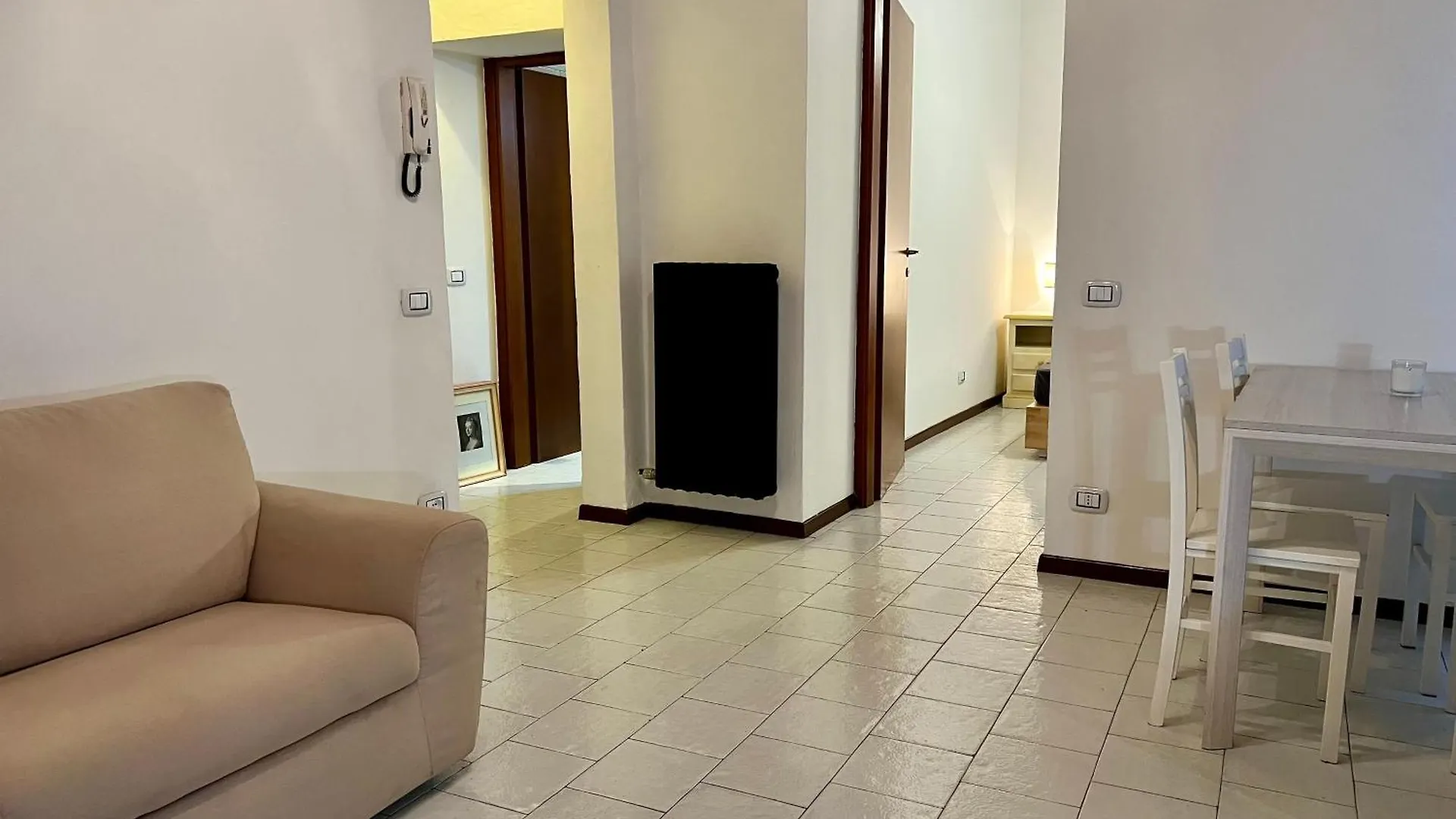 Palm House Apartment Verona 0*,