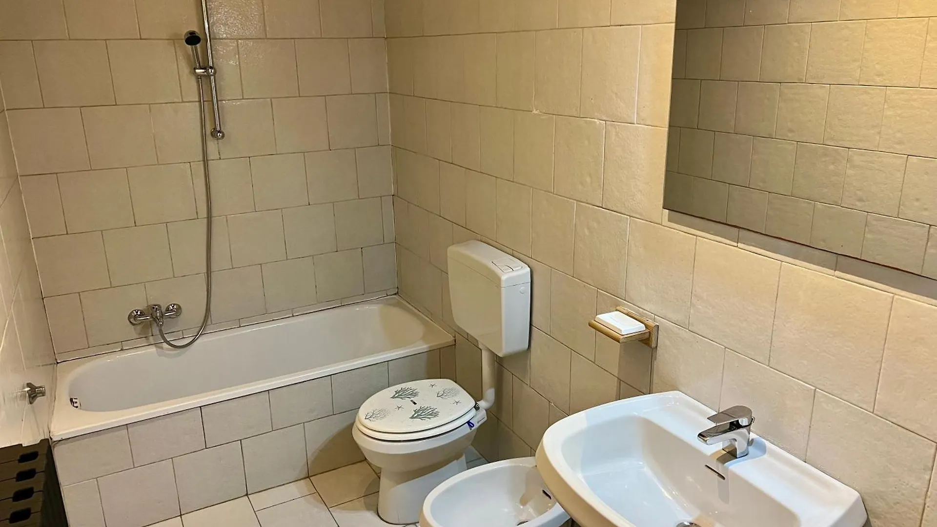 Palm House Apartment Verona 0*,  Italy